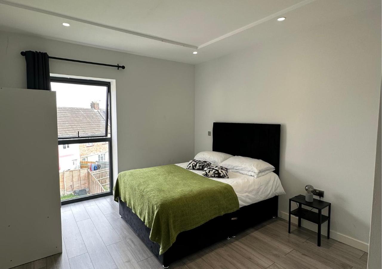 لندن Stratford Apartment With Balcony المظهر الخارجي الصورة